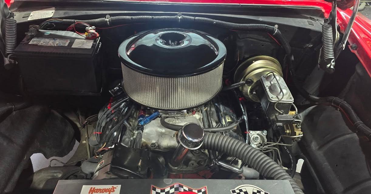 Carbureted V8 Engine Bay